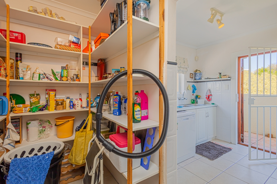 3 Bedroom Property for Sale in Myburgh Park Western Cape